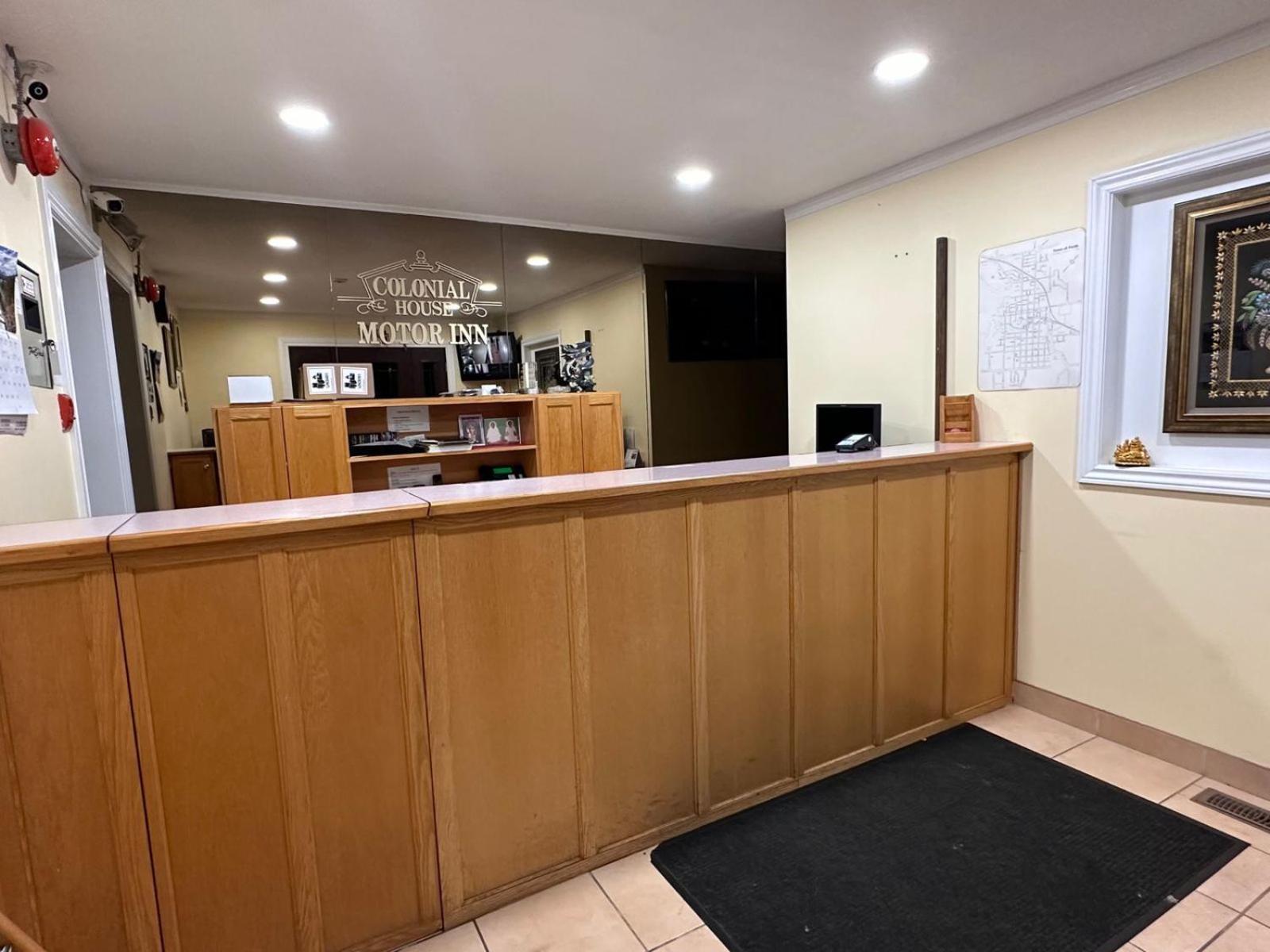 Colonial House Motor Inn Perth Dış mekan fotoğraf