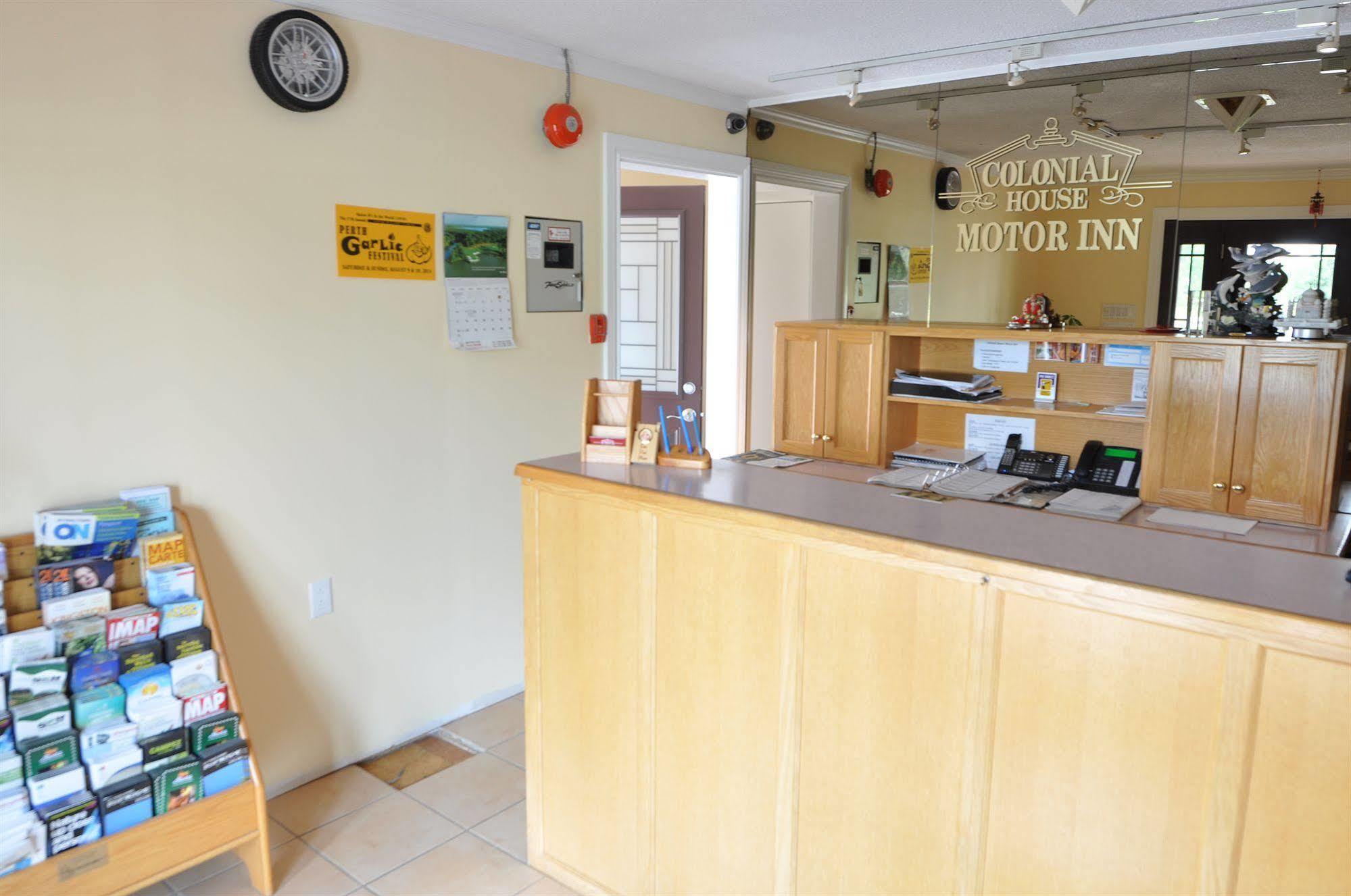 Colonial House Motor Inn Perth Dış mekan fotoğraf